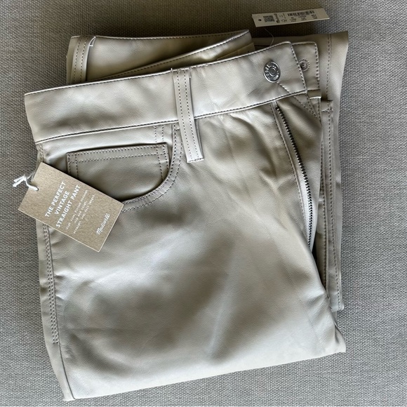Madewell NWT Faux Leather Edition The Perfect Vintage Straight Jean (Pumice, 28) - Picture 2 of 3